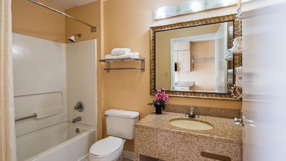 Key West Inn - Fairhope Image 11