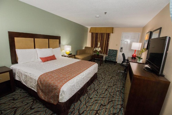 Key West Inn - Fairhope image 5